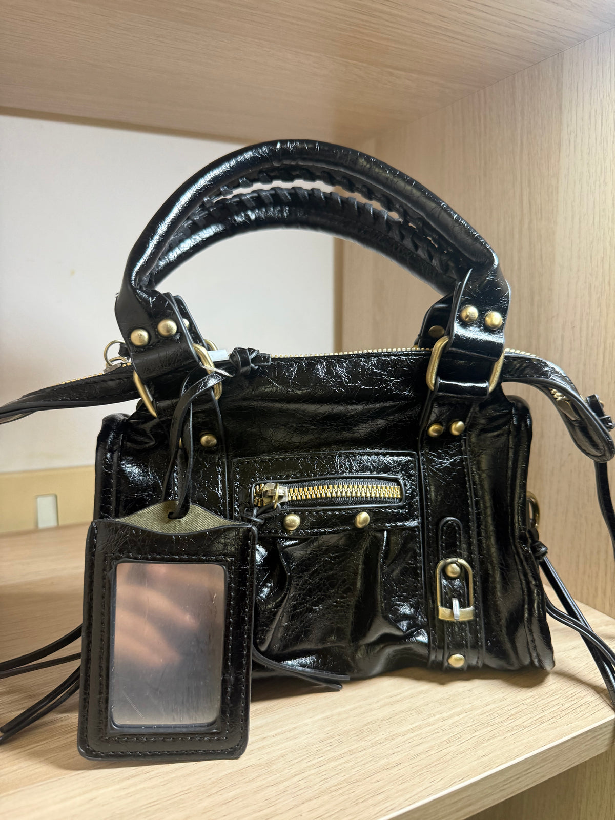 CITY BAG GLOSSY