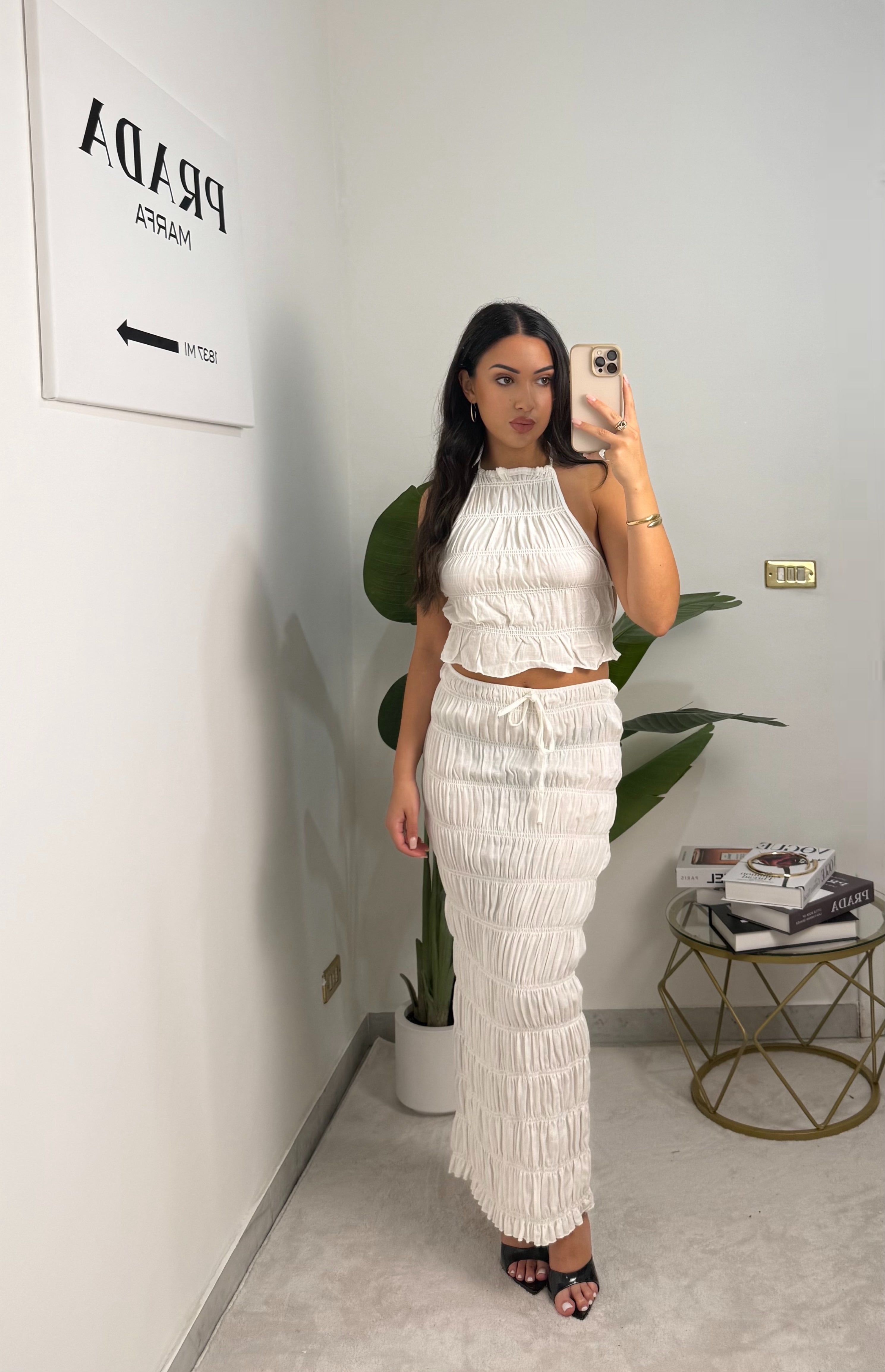 SET WHITE